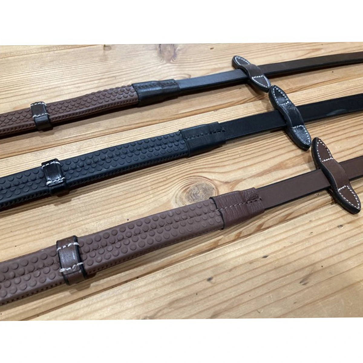 Jump'in Rubber Reins With Stops - One Collection 2 Jump'in Rubber Reins With Stops - One Collection - Image 2