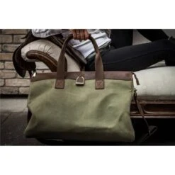 Oakbark & Chrome Weekender Bag 5 Oakbark & Chrome Weekender Bag -Equestrian Supply Store WB BS 001 Oakbarkandchrome.weekenderbag1