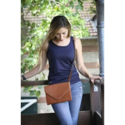 Penelope Laure Clutch -Equestrian Supply Store pochette laure cognac 3