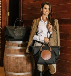 Tucker Tweed Equestrian Tryon Travel Overnight Bag -Equestrian Supply Store tucker tweed the tryon travel overnight foxhunting leather handbag model foxx